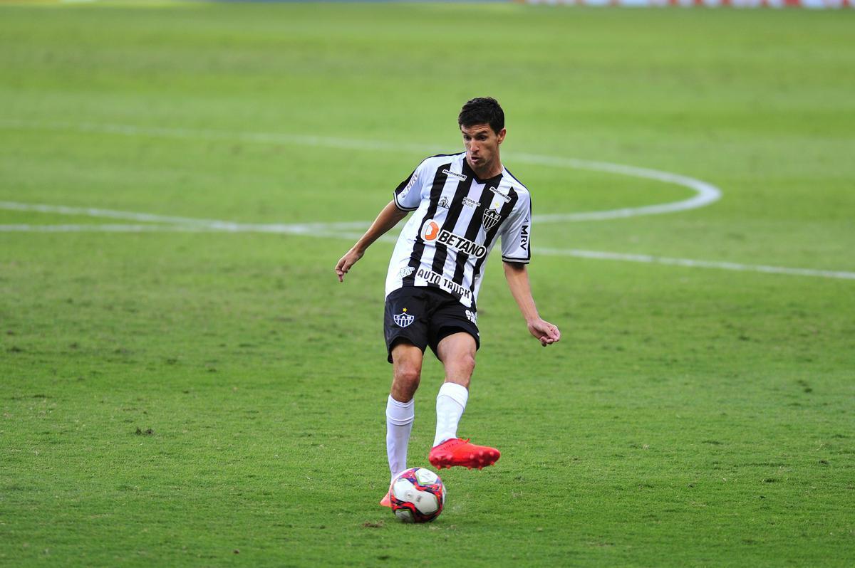 Fotos do clssico do centenrio, entre Cruzeiro e Atltico, no Mineiro, em Belo Horizonte, pela nona rodada do Campeonato Mineiro