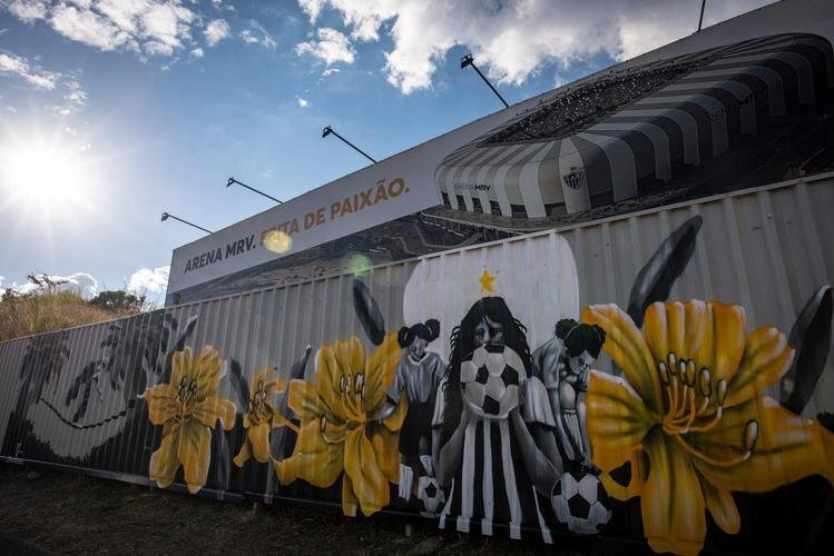 Grafites da Arena MRV ganham cores