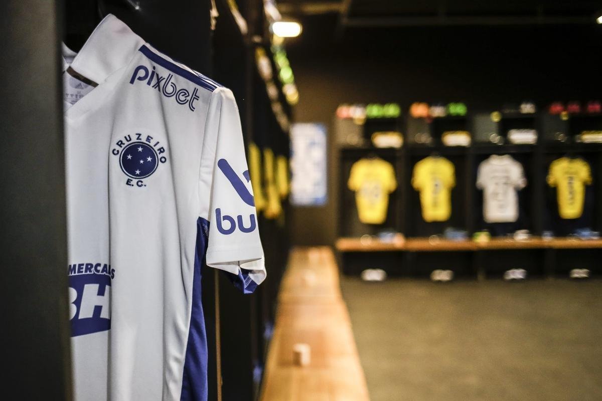 Fotos da partida entre Cruzeiro e Chapecoense, pela 24 rodada da Srie B do Campeonato Brasileiro. O jogo foi realizado neste sbado (13), no estdio Man Garrincha, em Braslia.