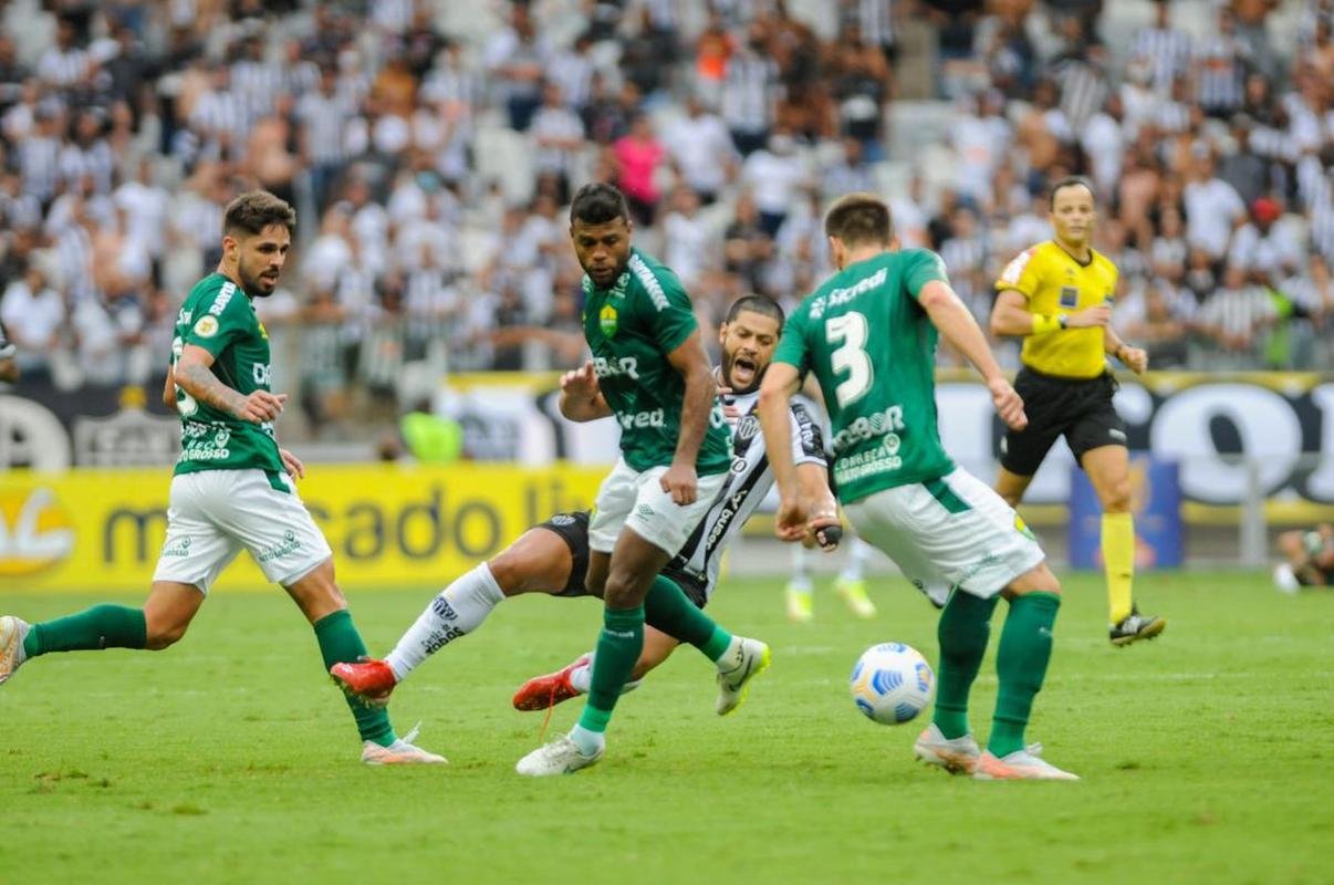 Atltico e Cuiab se enfrentaram pela 28 rodada do Brasileiro