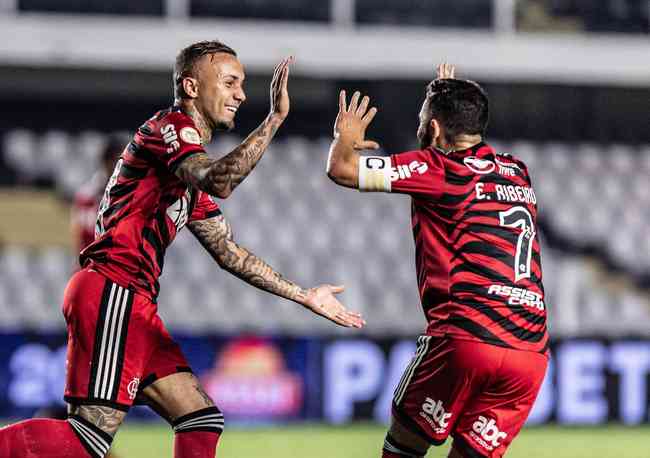Flamengo sofreu para vencer o Santos na Vila Belmiro 
