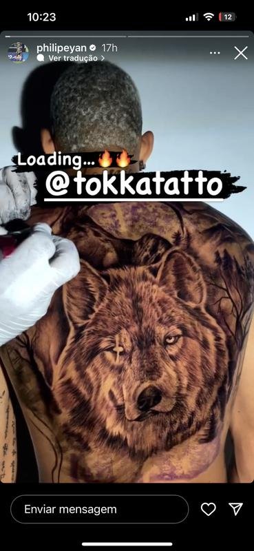 Yan Philipe faz nova tatuagem