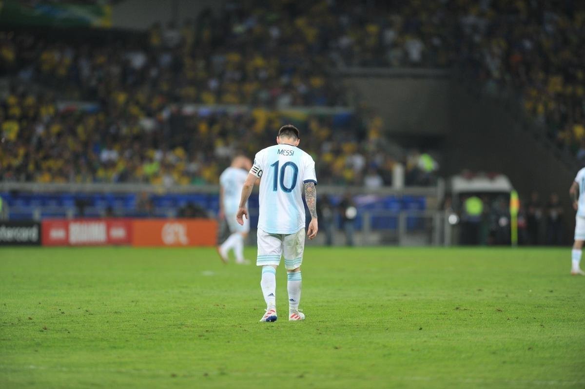 Fotos da vitria do Brasil sobre a Argentina, por 2 a 0, no Mineiro, pela semifinal da Copa Amrica; Gabriel Jesus e Firmino marcaram os gols da seleo em BH