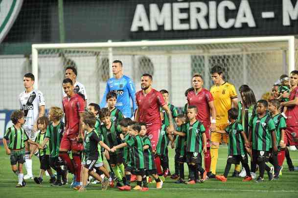 América e Ponte Preta se enfrentaram pela 32ª rodada da Série B do Campeonato Brasileiro