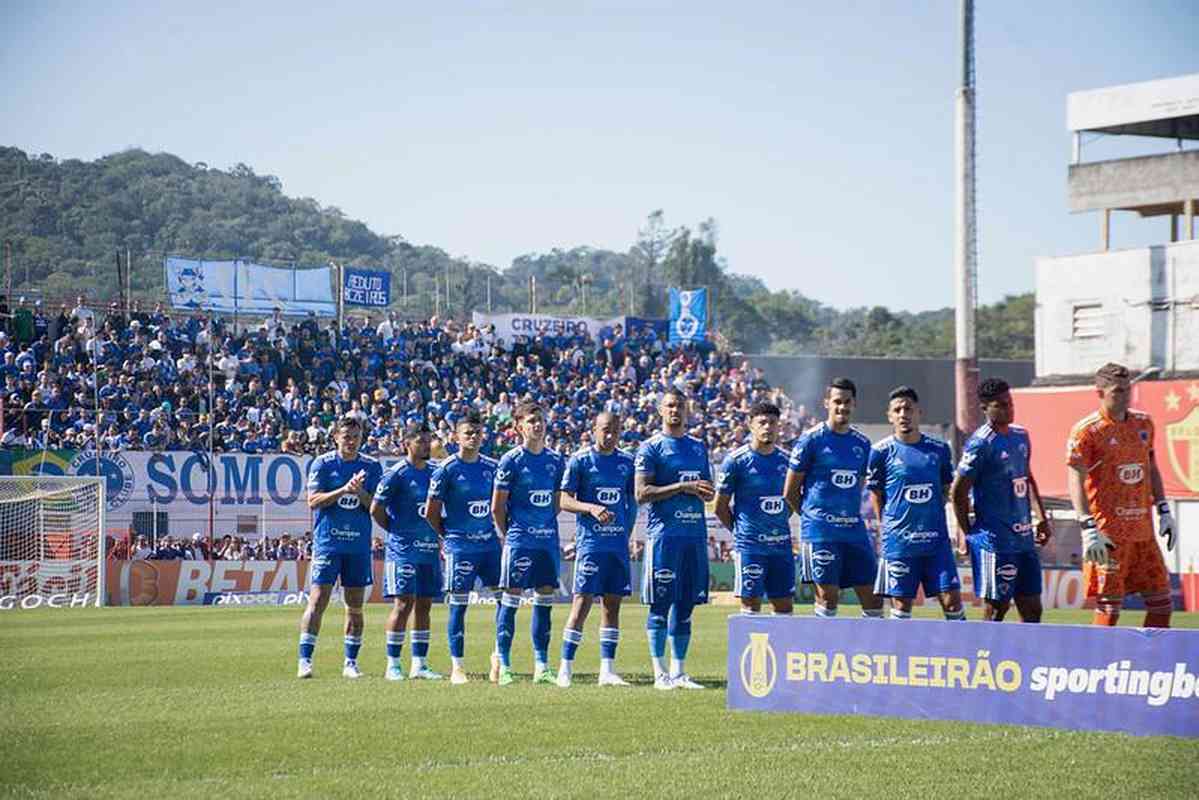Brusque e Cruzeiro se enfrentam no estádio  no estádio Augusto Bauer, pela 21ª rodada da Série B