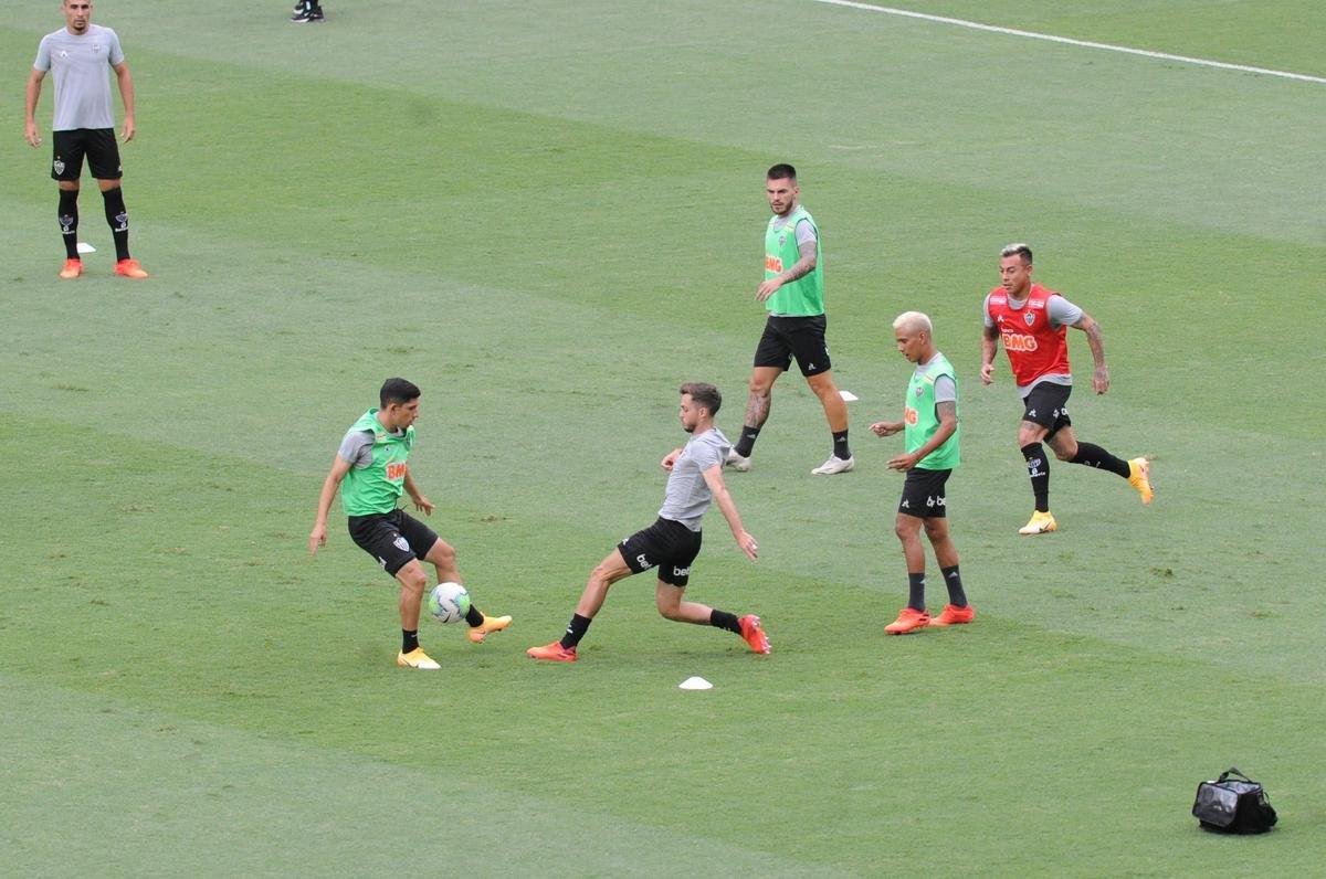 Imagens do jogo entre Atltico e Coritiba, pela 27 rodada da Srie A do Campeonato Brasileiro, no Mineiro