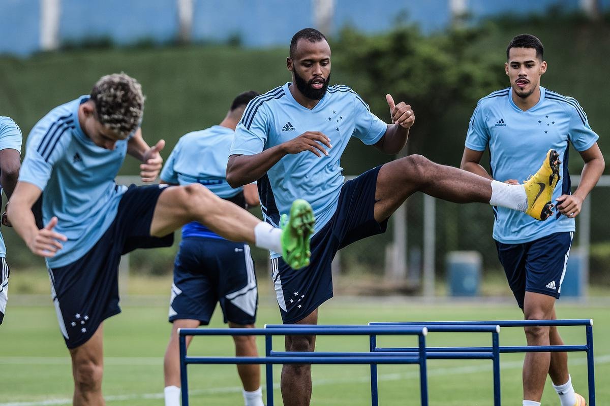 Imagens do treino do Cruzeiro nesta tera-feira (3 de janeiro), na Toca da Raposa II