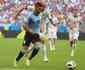 Quase gol olmpico e certeiro em cruzamentos: participao de Arrascaeta na goleada do Uruguai