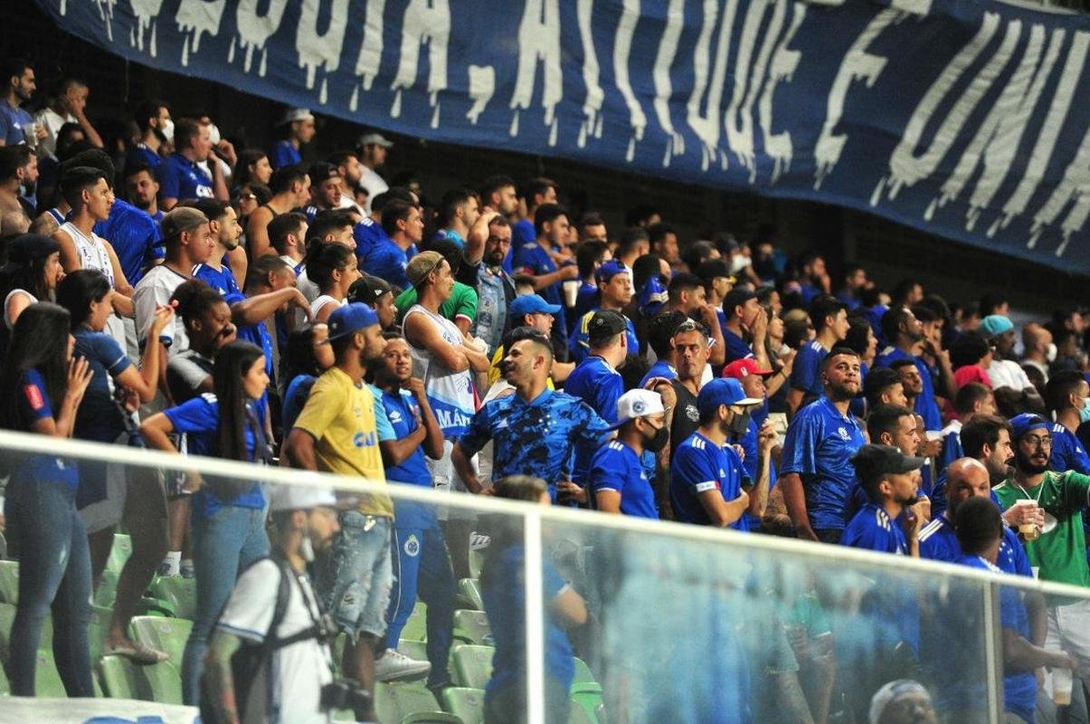 Fotos do jogo entre Cruzeiro e Remo, no Independncia, em BH, pela 32 rodada da Srie B do Brasileiro