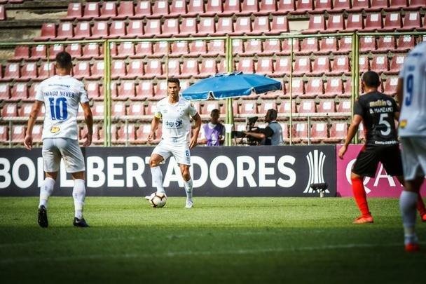 Fotos de Deportivo Lara x Cruzeiro, em Cabudare, na Venezuela, pela quinta rodada do Grupo B da Copa Libertadores