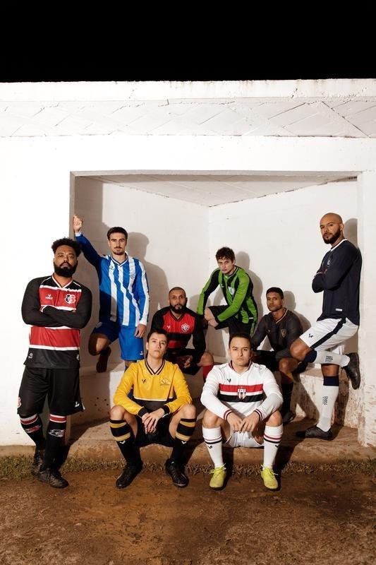 Camisas com mangas longas de Amrica, Botafogo-SP, CSA, Cricima, Figueirense, Remo, Santa Cruz e Vitria