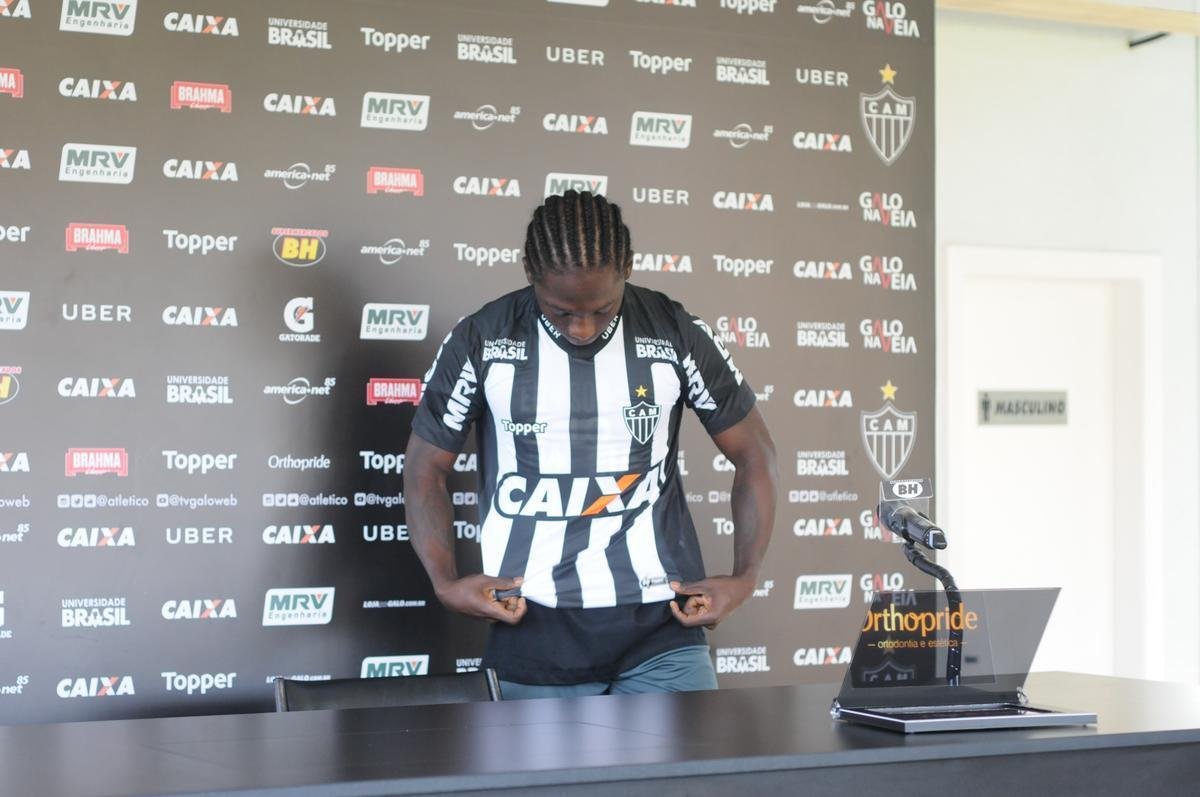 Meia-atacante estava no Junior Barranquilla e assinou contrato com o Atltico at junho de 2023