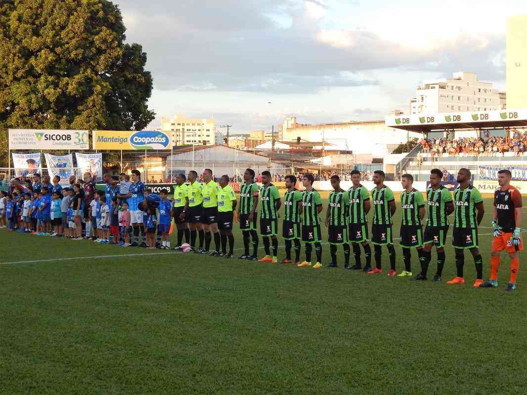 Fotos de URT x América, em Patos de Minas, pela segunda rodada do Campeonato Mineiro