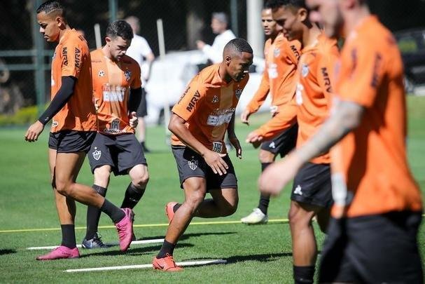 Atlético fez, nesta sexta, último treino antes do duelo na Arena da Baixada