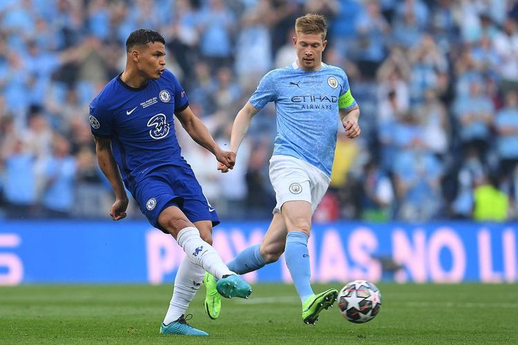 Imagens da grande decisão entre Manchester City e Chelsea no Estádio do Dragão