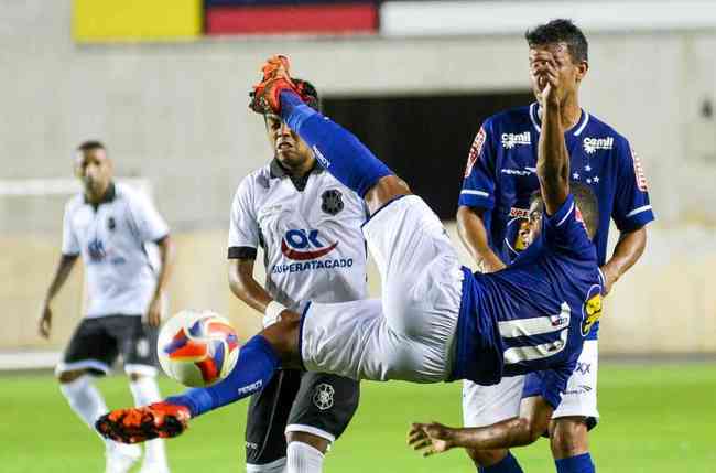 A Gazeta  Dirigentes do Cruzeiro avaliam trazer jogo para o Kleber Andrade