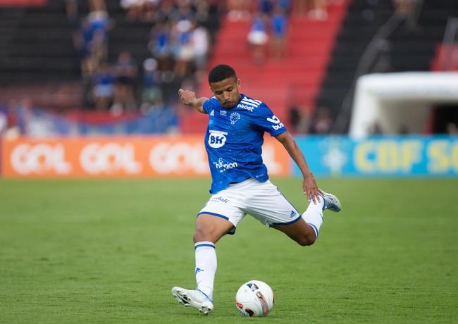 Cruzeiro foi batido pelo Sport por 3 a 1 na Ilha do Retiro pela Série B