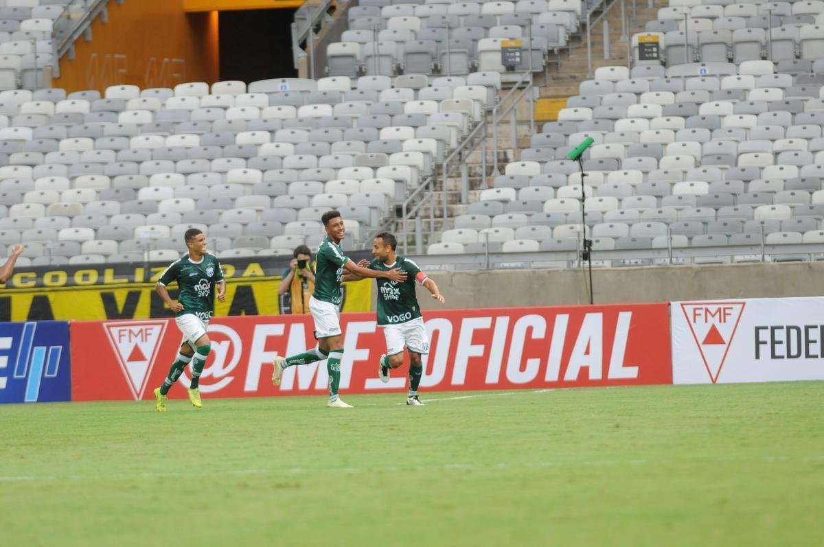 No dia da apresentao de Diego Tardelli, Atltico perde para Caldense no Mineiro