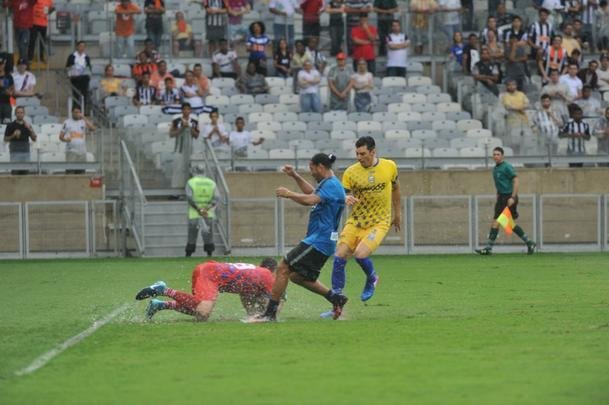 Fotos do 'Game of Dreams', jogo festivo dos Amigos do Ronaldinho contra os Amigos do Penta