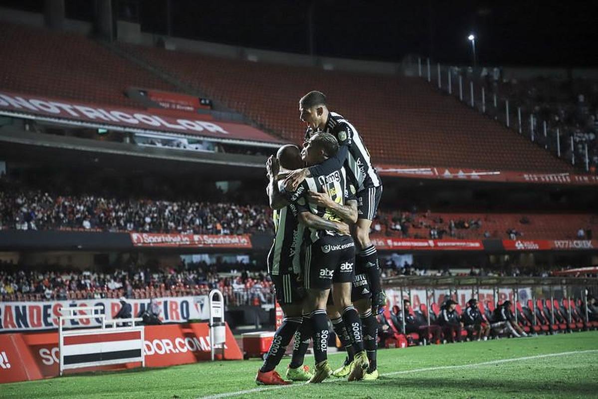 So Paulo e Atltico se enfrentaram nesta tera-feira (1/11) pela 35 rodada do Campeonato Brasileiro