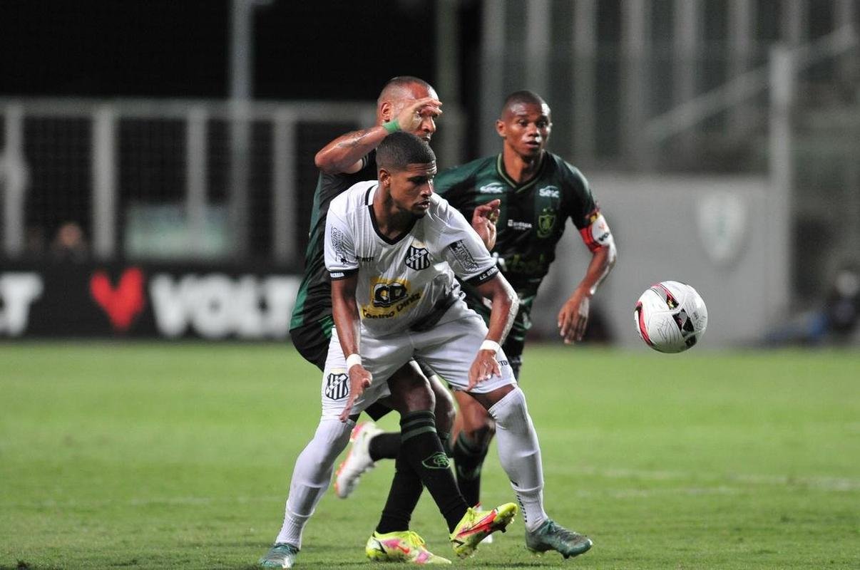 Amrica e Democrata-GV se enfrentaram no Independncia pela 2 rodada do Campeonato Mineiro