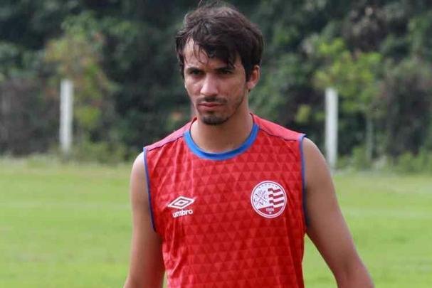 Caíque Valdívia, meia, foi para o Náutico