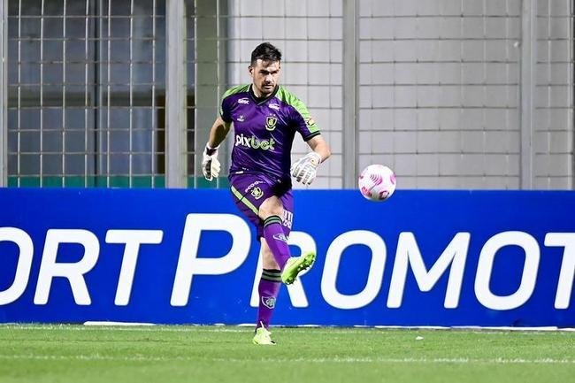 Veja as fotos do confronto entre Amrica e Bahia, no estdio Independncia, em BH, pela 27 rodada do Campeonato Brasileiro.