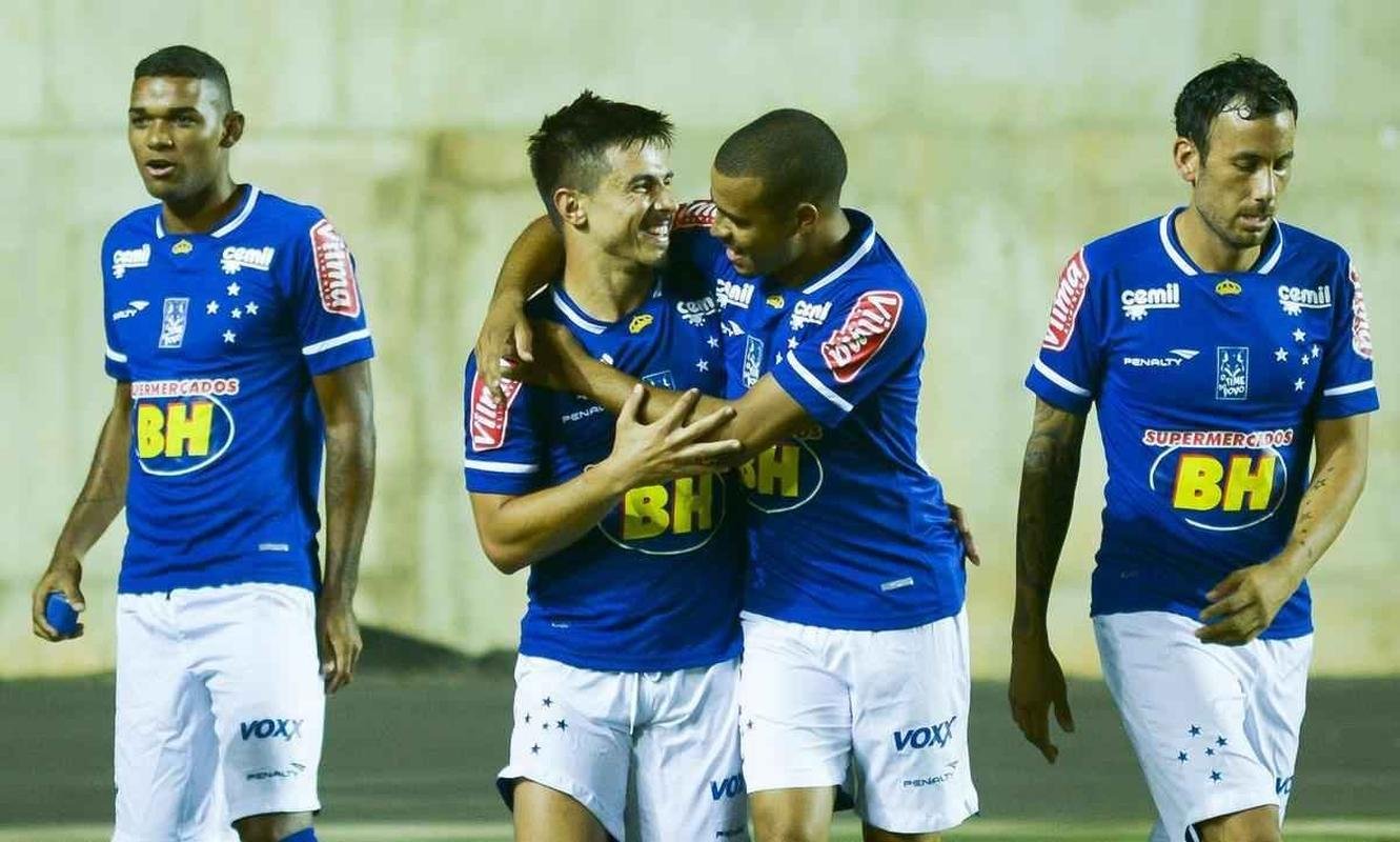 Fotos de Rio Branco x Cruzeiro, amistoso disputado na noite desta quarta-feira (20/01), em Cariacica-ES