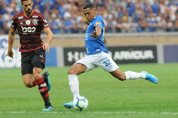 Cruzeiro e Flamengo se enfrentaram pela 20 rodada do Campeonato Brasileiro