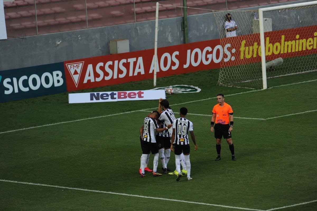 Fotos da vitria do Atltico sobre o Patrocinense, por 3 a 1, no Independncia, em Belo Horizonte, pela quarta rodada do Campeonato Mineiro. Mando foi do clube do interior, que no pde realizar a partida em Patrocnio devido ao elevado nmero de casos de COVID-19 na cidade.