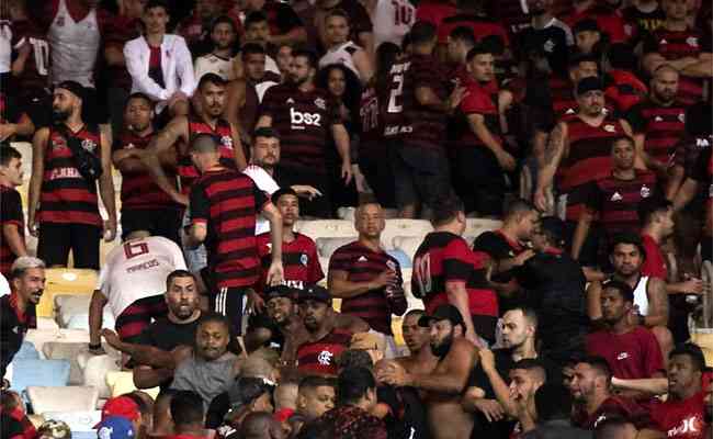 Torcedores do Flamengo entraram em conflito na arquibancada após o jogo