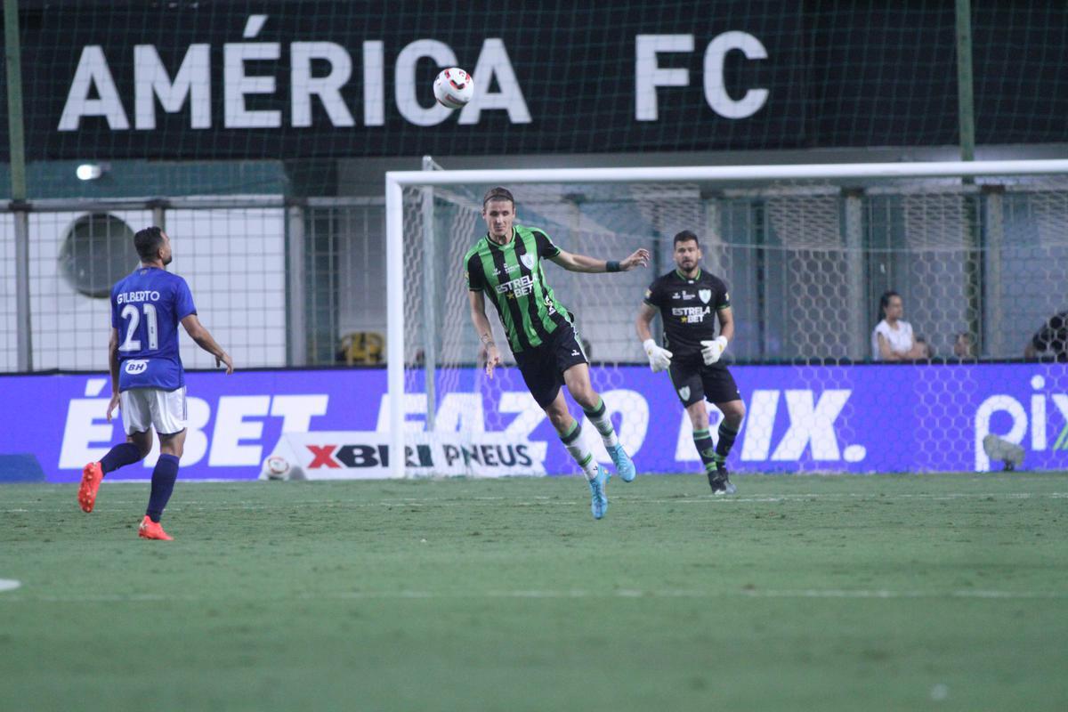 Equipes se enfrentaram no Independncia, em Belo Horizonte, pela volta da semifinal do Campeonato Mineiro