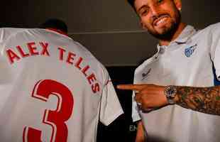 Sevilla: lateral-esquerdo Alex Telles (ex-Manchester United)