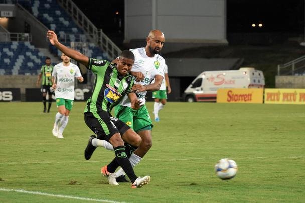 América e Cuiabá se enfrentaram na Arena Pantanal, pela Série B