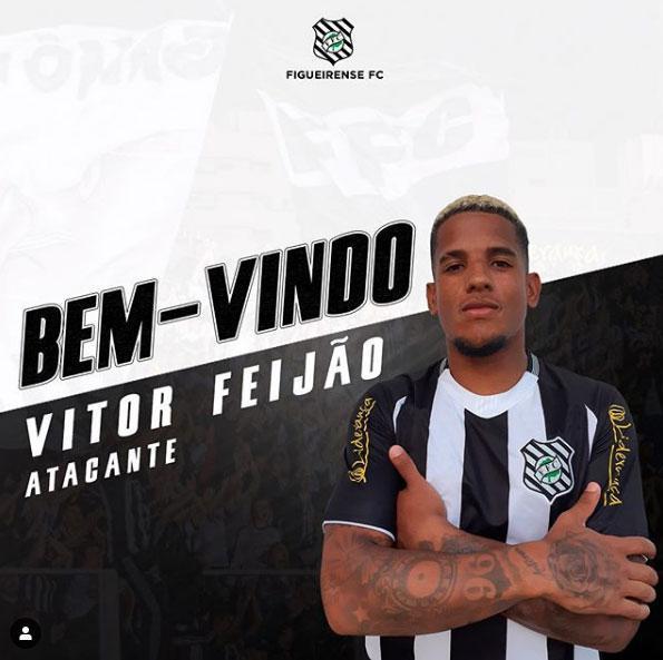 O Figueirense anunciou a contratao do atacante Vitor Feijo, que estava no Guarani