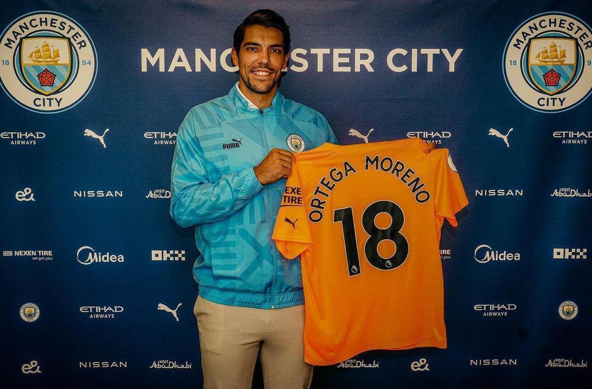Manchester City: goleiro Stefan Ortega (ex-Arminia Bielefeld)