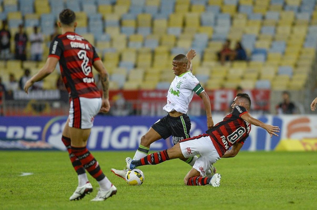 Amrica foi derrotado pelo Flamengo por 3 a 0, no Maracan 