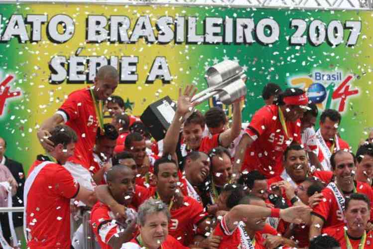8º São Paulo (2007) - 77 pontos
