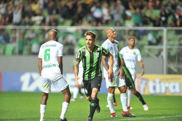 Fotos do jogo entre Amrica e Cuiab, no Independncia, pela 16 rodada da Srie B