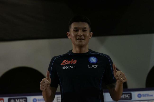 Napoli contratou o zagueiro Min-jae Kim