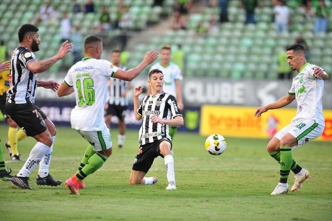 Fotos da partida entre Atltico e Amrica, no Independncia, pela quinta rodada do Campeonato Brasileiro