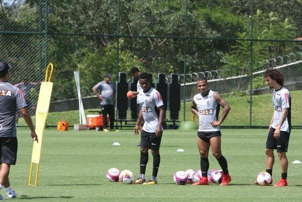 Imagens do treino do Atltico