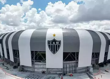 Empresa responsável pelo projeto de identidade visual e sinalização informou que buscou mesclar elementos próprios do clube e da arena para execução do serviço