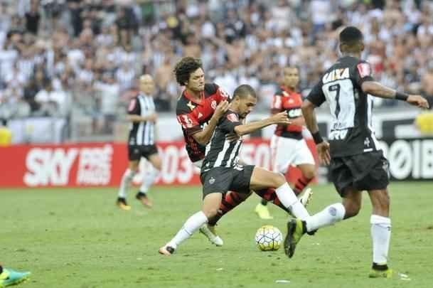 Fotos do jogo entre Atltico e Flamengo no Mineiro