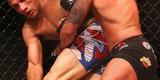 Fotos da vitria de Rafael dos Anjos, que valeu o cinturo dos leves do UFC