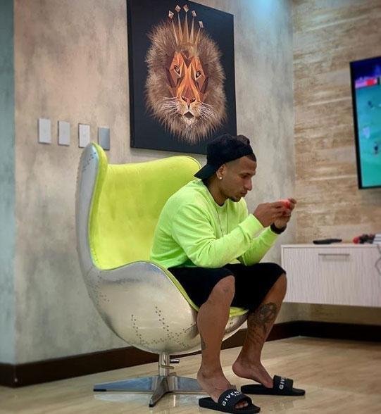 Antes do retorno ao Atltico, Otero curte frias na Venezuela