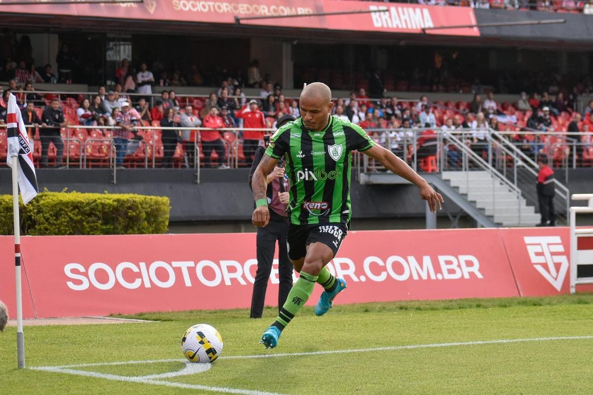Fotos do jogo entre So Paulo e Amrica, no Morumbi, em So Paulo, pela 11 rodada do Campeonato Brasileiro