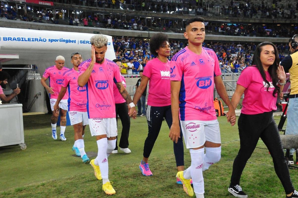 Em reencontro com a torcida aps o ttulo da Srie B, Cruzeiro enfrentou o Ituano no Mineiro, em Belo Horizonte, pela 33 rodada. Veja as melhores imagens!