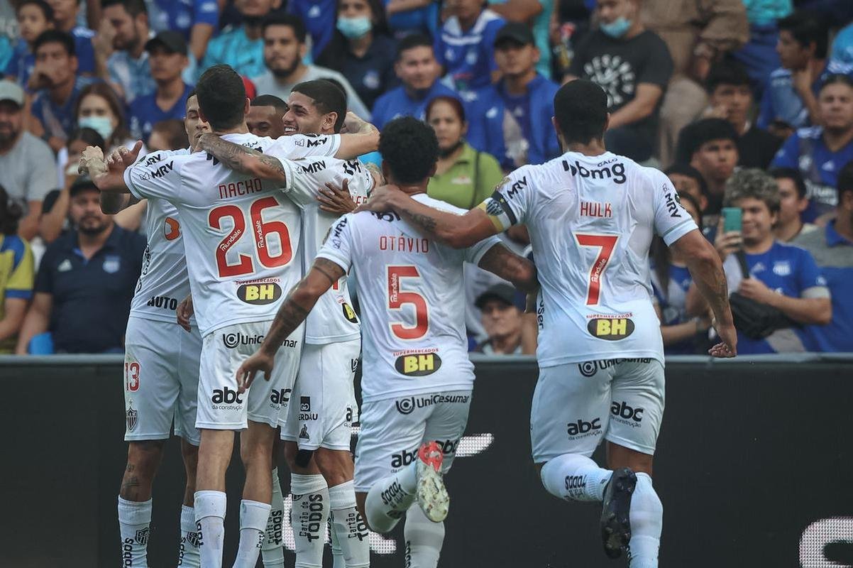 Fotos do jogo de ida das oitavas de final da Copa Libertadores, entre Emelec e Atltico, no estdio George Capwell, em Guayaquil, no Equador