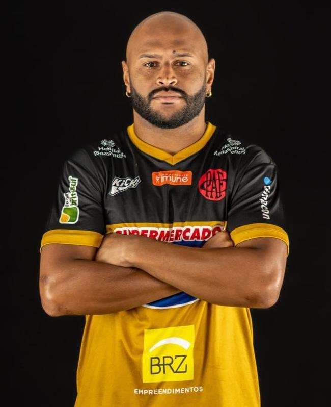 Paulo Henrique, atacante
